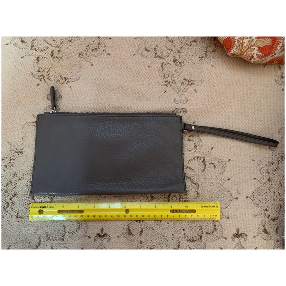 Michael Kors Wristlet - Picture 5 of 5